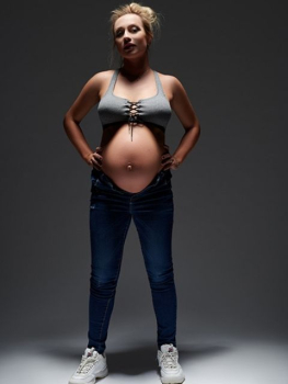 picture of Maternity shoot and Portraits 