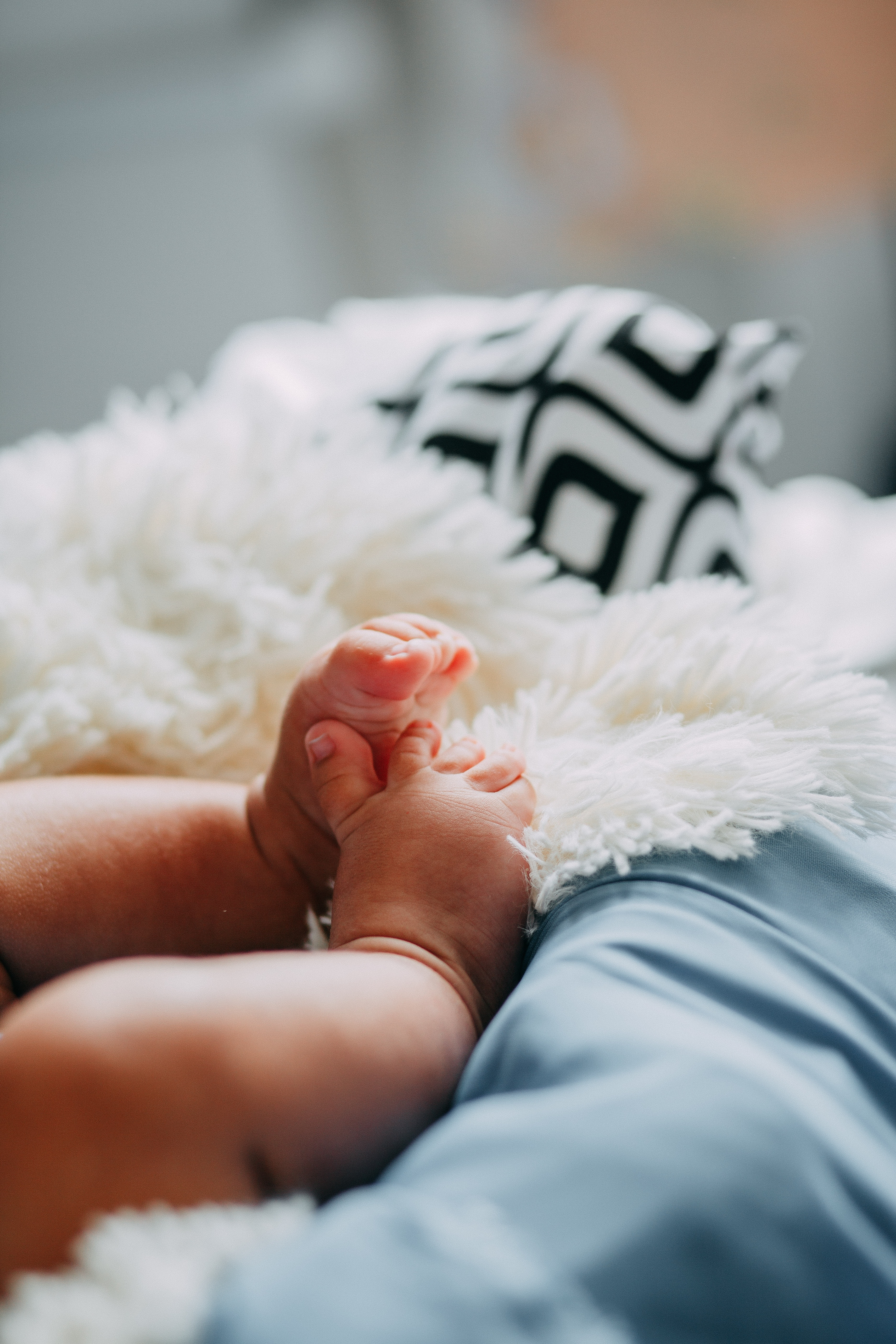 How to Choose a Photographer for Your Newborn Photoshoot?