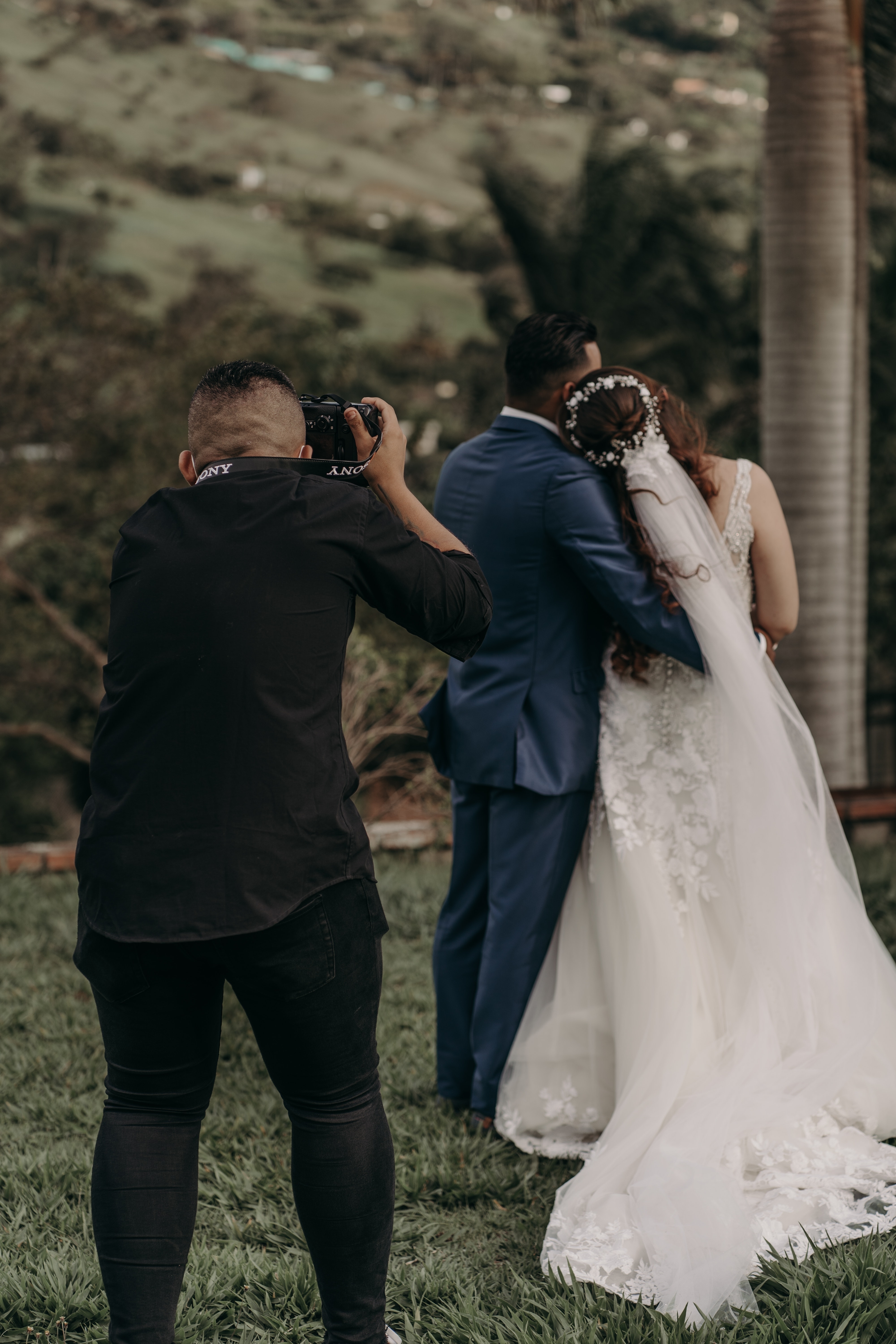 How Can You Find A Wedding Photographer?